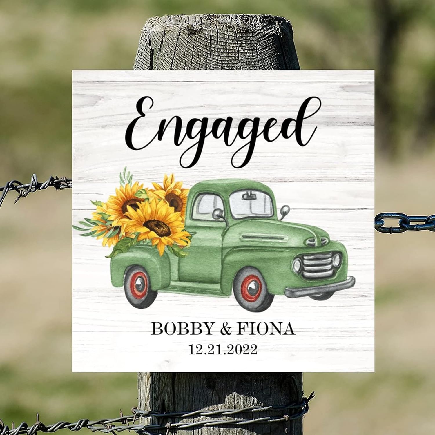 Christmas Engaged Personalized Name Wood Sign Sunflower Green Truck Welcome Sign Vintage Merry And Bright Wall Art Decorative For Home Kitchen Living Room Kitchen Housewarming Gift 16x16in