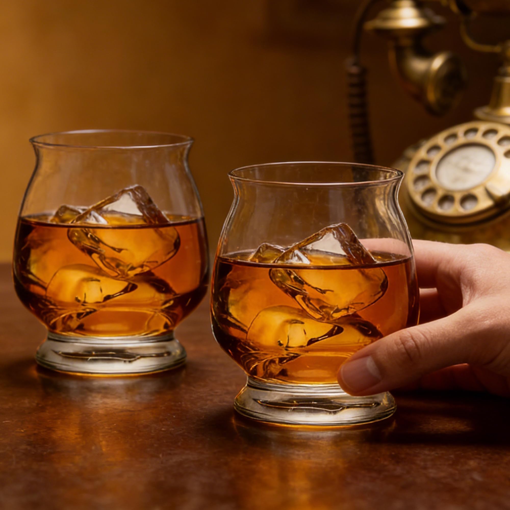 4 Pièces Verres à Whisky, 375ml Verre a Whiskey en Cristal, idéaux pour whisky/brandy/cognac/bourbon, Cadeaux Uniques pour Hommes et Femmes (4)