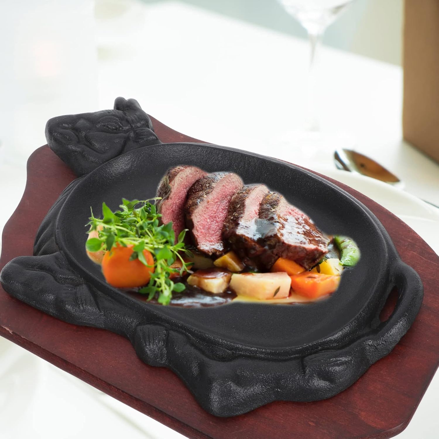 Griddle Plates Cast Iron Steak Serving Board Non-stick Grill Plate Ideal for Roasting and Barbecue