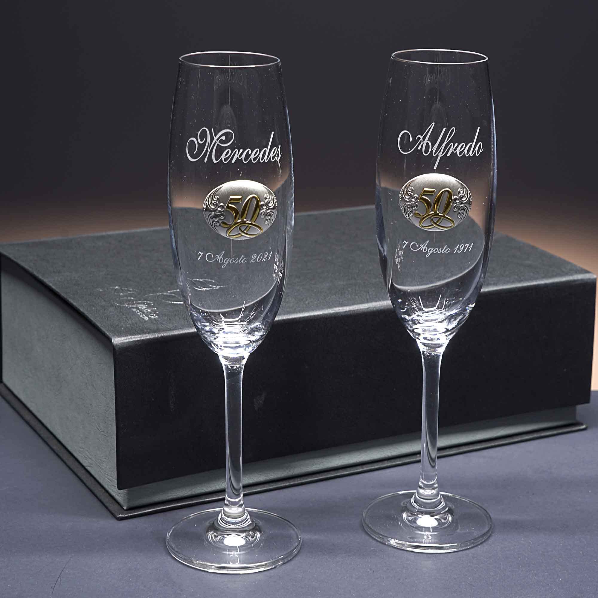 Gala&K | Set de 2 copas de cristal para champán | Para novios | Bodas de plata/oro | Aniversarios | Aplique bilaminado | Colección GASTRO-50 ANIVERSARIO+GRABADO LASER | Grabación personalizada.