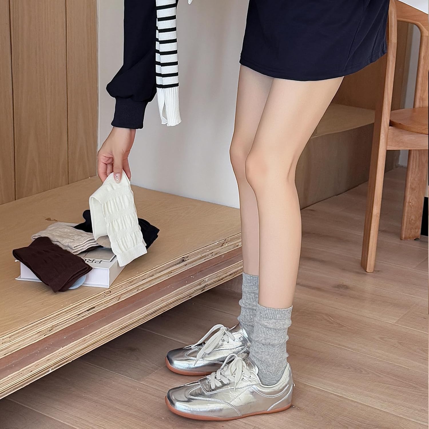 Yomutiur Slouch Socks for Women Cotton Srcunch Crew Socks Size 5-10 Pack of 4