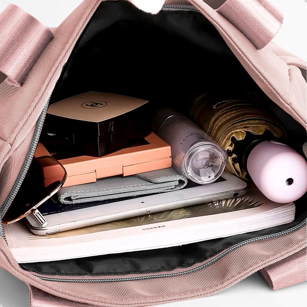 Bolsa Feminina Ombro Transversal com Zíper Moda Trabalho Passeio em promoção! Veja a oferta e mais achadinhos de Bolsas 6 Hoje é o melhor dia para comprar Bolsa Feminina Ombro Transversal com Zíper Moda Trabalho Passeio com aquele preço maroto! Promoção! Aproveite a oferta! 6