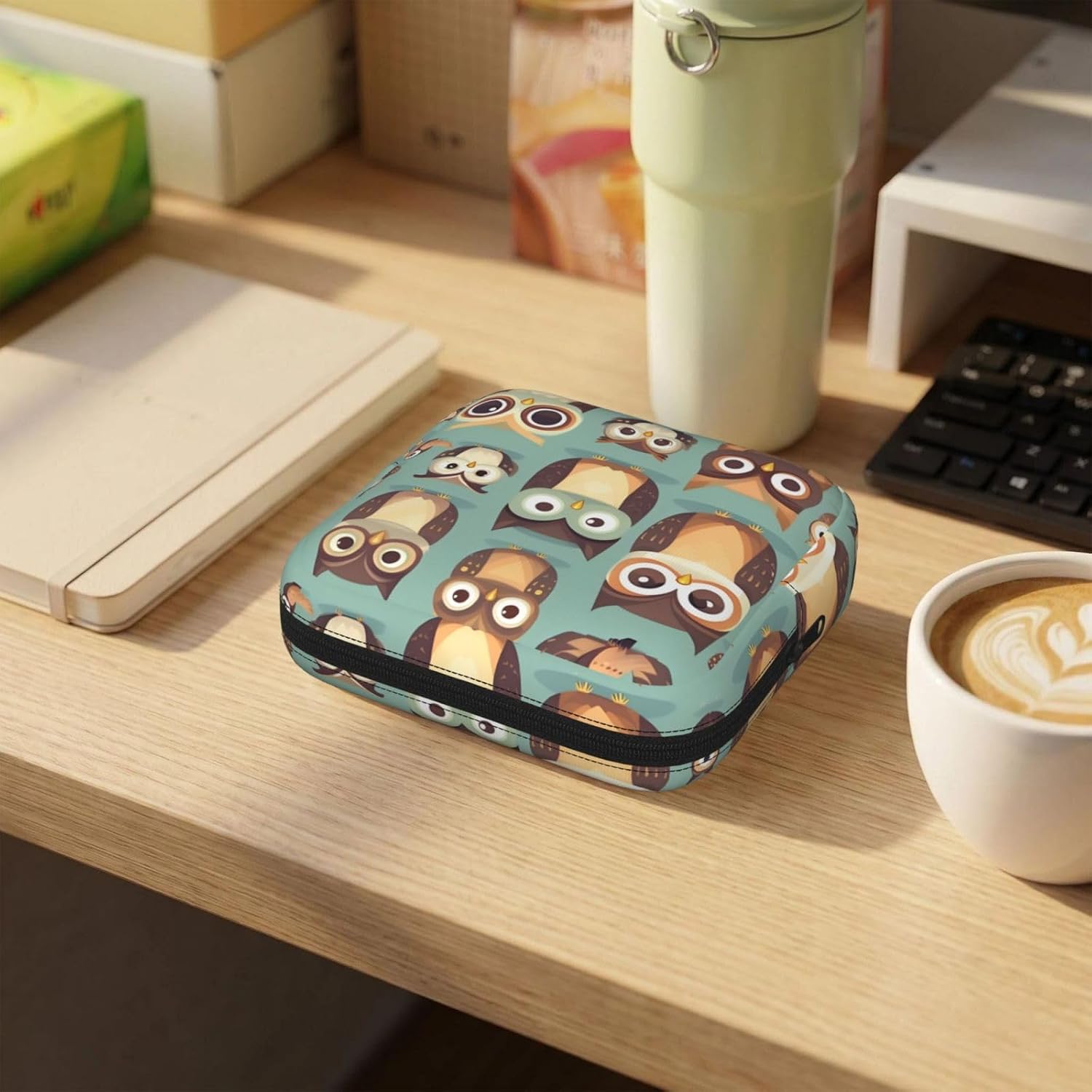 Animal Cartoon Owls Cute Print Women Period Bag Sanitary Pouch Portable Pad Pouch Tampon Holder Small Zipper Pouch Storage Bag