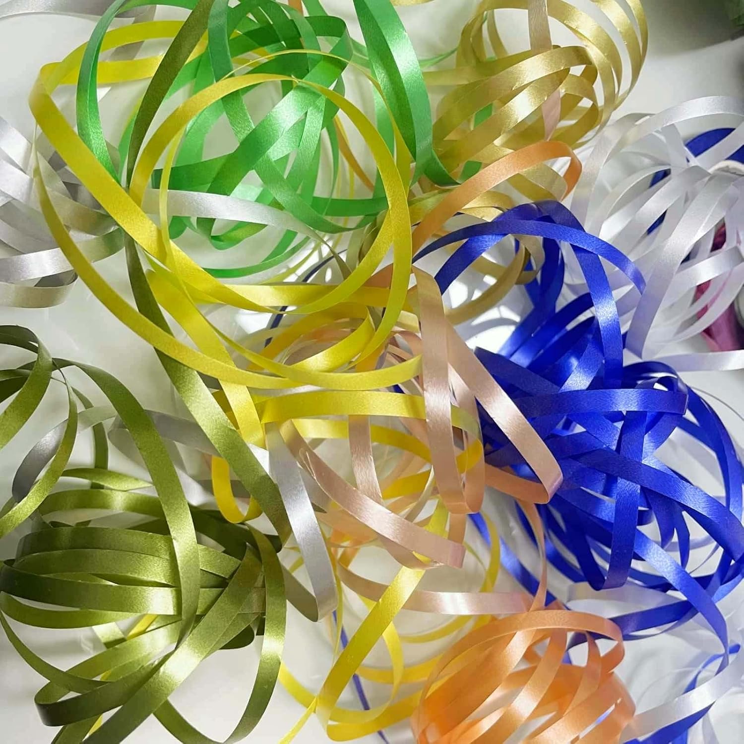 600 Yards Curling Ribbon, Balloon String Roll Ribbon and Bows for Gift Wrapping Birthday Christmas Florist Flowers Arts Crafts Decor(Black)