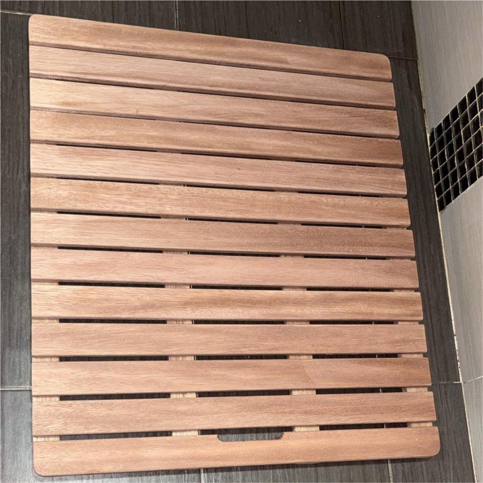 Alfombrilla de ducha de madera resistente al agua, 80 x 40 cm, alfombra de baño de madera maciza, fácil de limpiar y mantener, accesorio de baño duradero, almohadilla antideslizante para ducha R