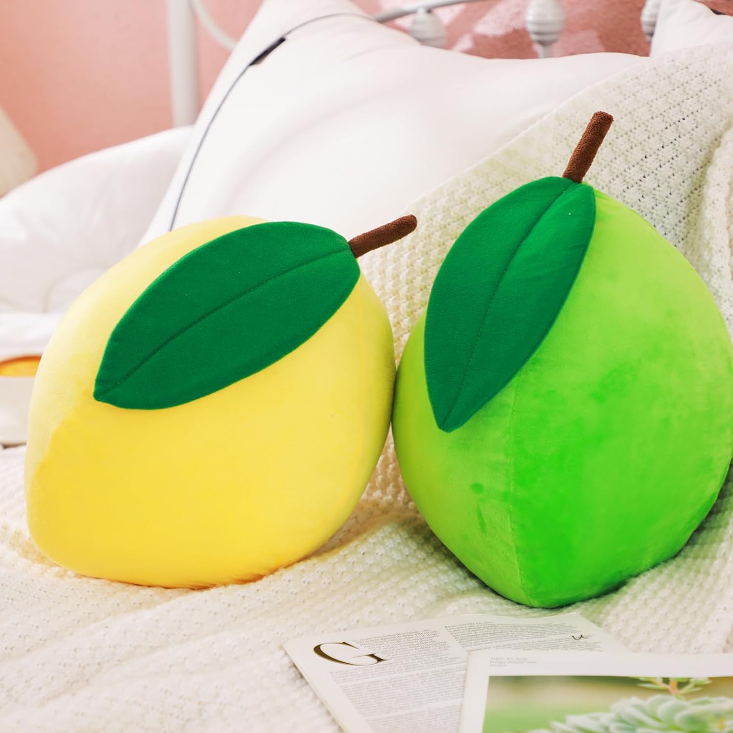 Vercraft 2 Pcs Decorative Lemon Plush Fruit Christmas Throw Pillow Kawaii Yellow Hugging Plushies Gift Soft Novelty Green Plush Pillow Cushion Seat Decor for Home 13.8 Inch (Lemon)