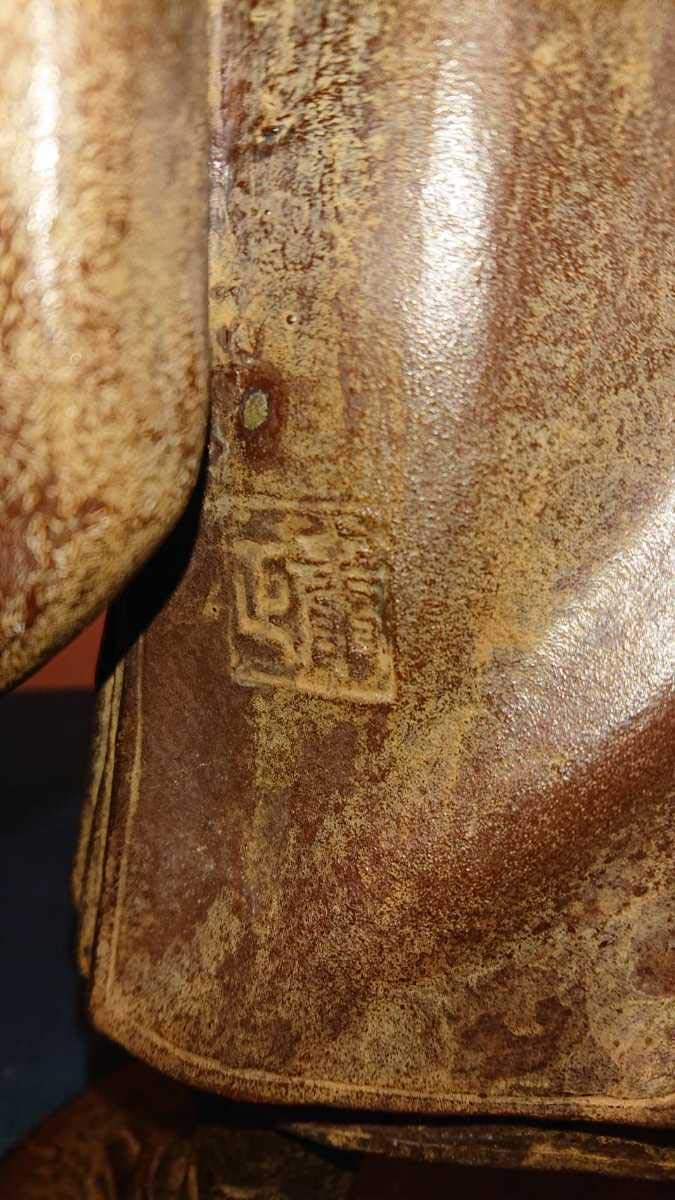 高村泰正作弘法大師 高さ約60cmで高岡銅器の銅製品であります。桐箱