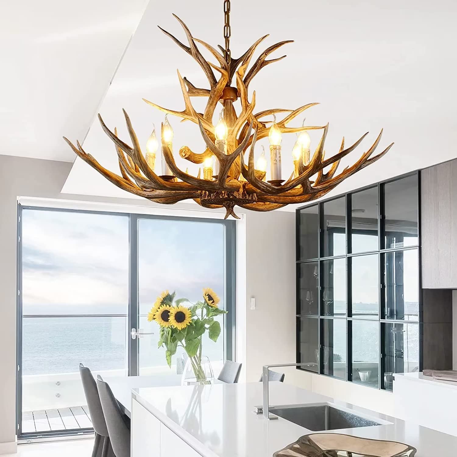 KLUFO Lampadario in resina di corna di cervo, lampadario di corna di cervo, lampadario di corna retrò a 8 luci E12 per camera da letto, soggiorno, bar, caffè.