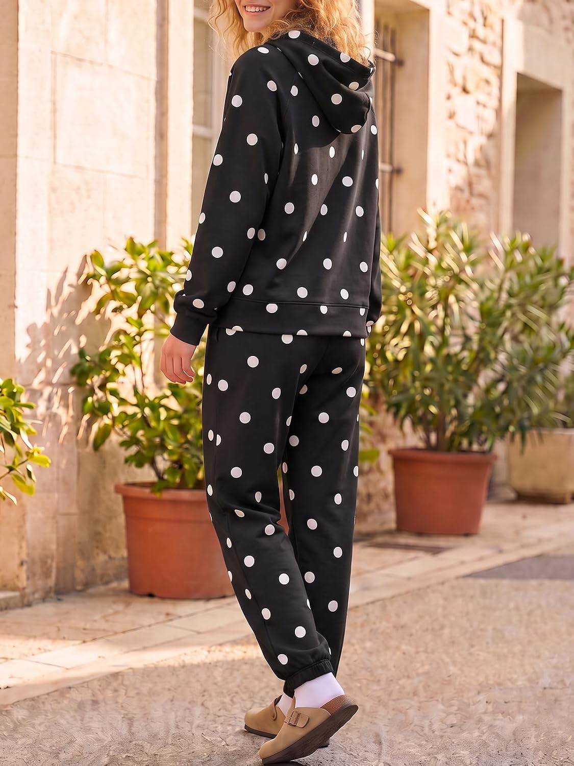 Fisoew Womens Polka Dot 2 Piece Sets Long Sleeve Hooded Tops Jogger Pants | Active, Hooded Design, Oversized, Drawstring, High Waist, Loose Fit, Side Pockets, Casual, Trendy,Athletic