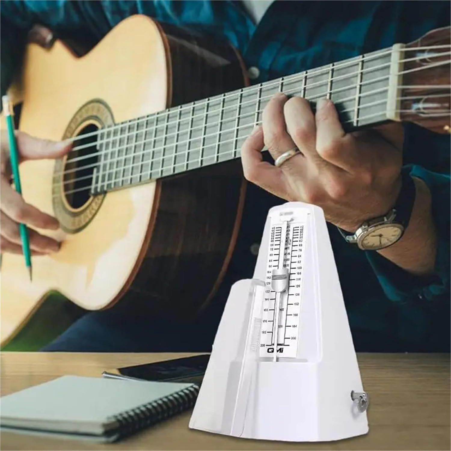 Metronome For Guitar Mechanical Metronomes Tower-Shaped Metronome Track Beat Loud Sound Solid Music Metronome(WHITE)