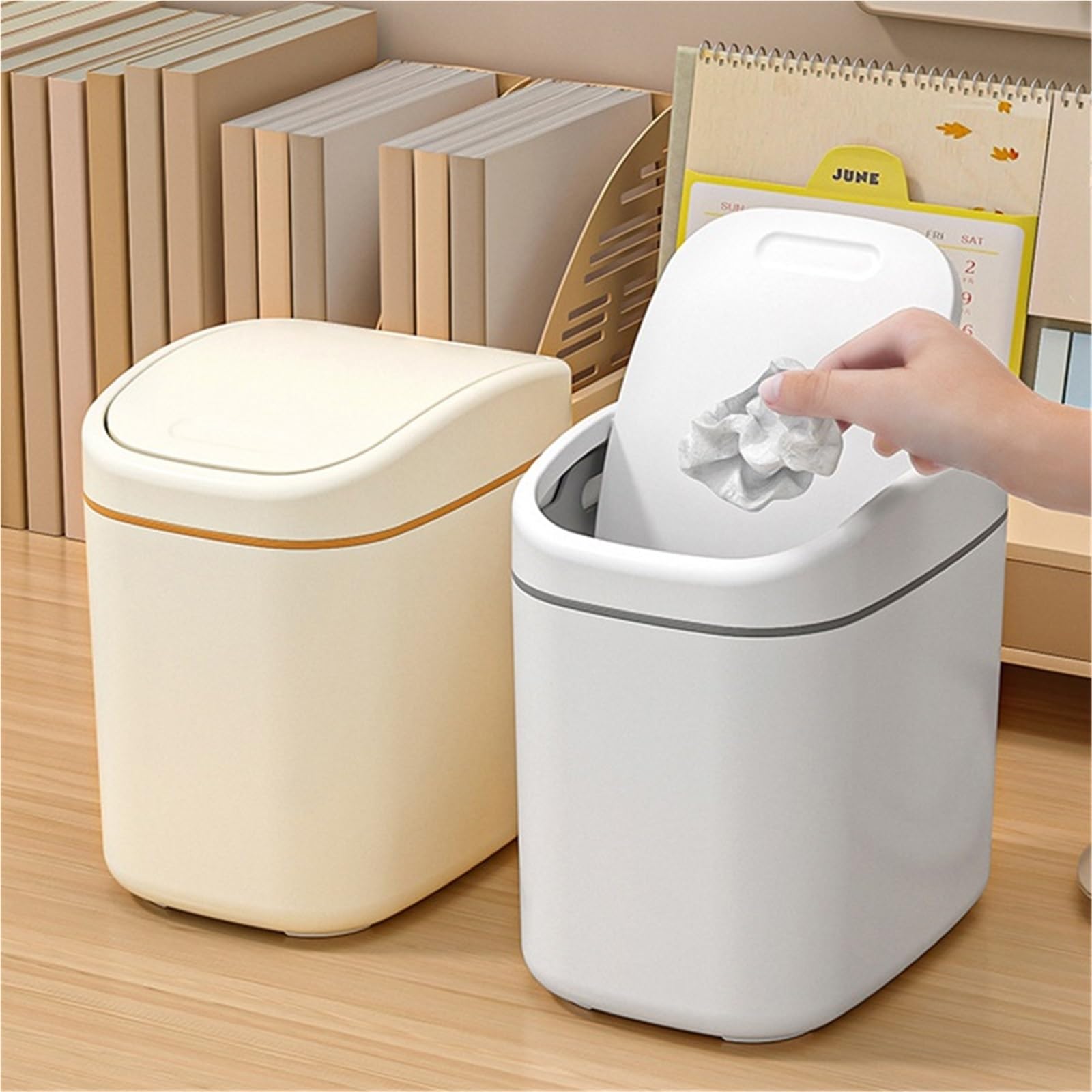 1 Uds. Papelera for escritorio pequeño Mini cubo de basura plástico con cubierta batidora for el hogar y la Oficina contenedores limpieza del para Basura(White)