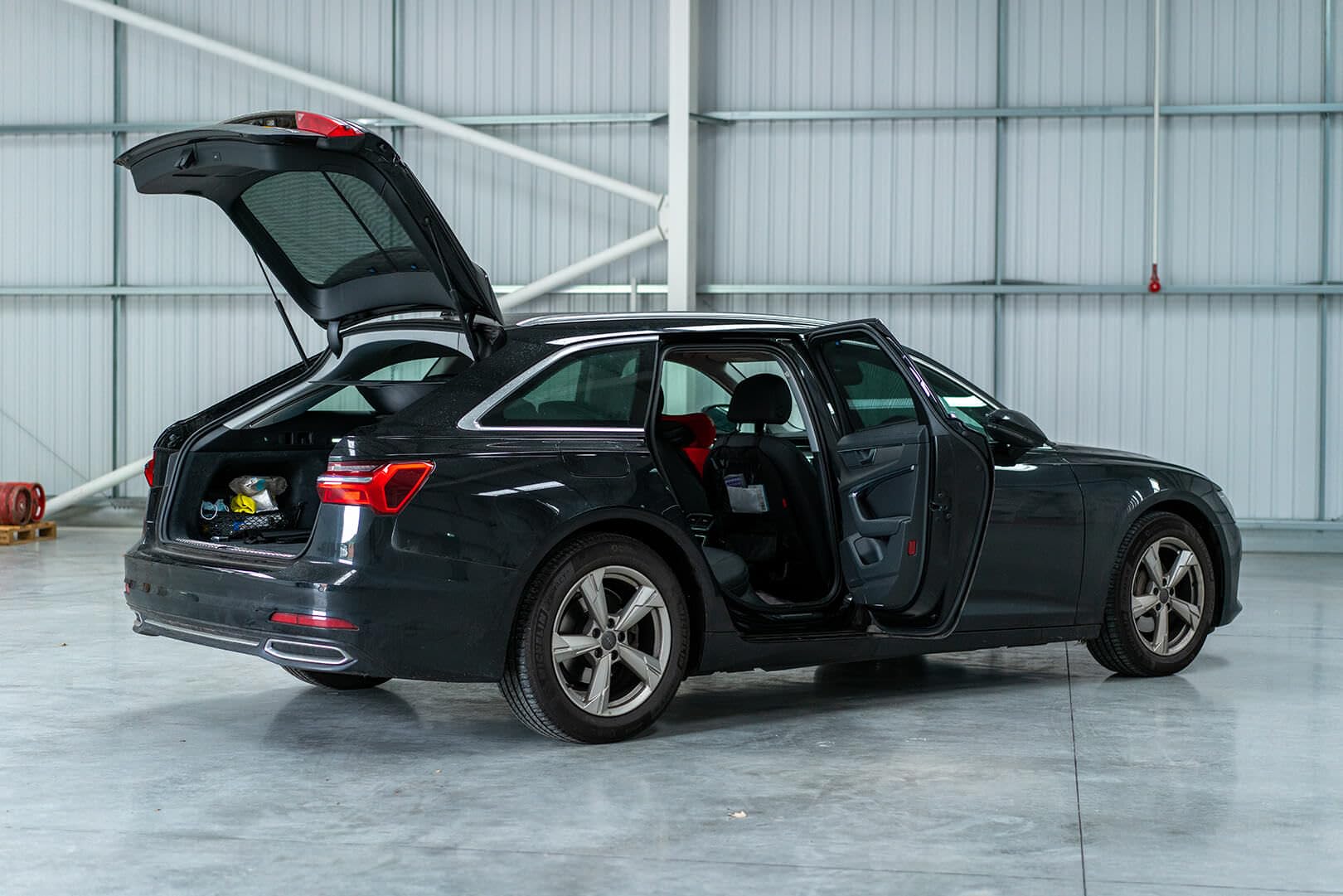 CAR SHADES zestaw kompatybilny z Audi A6 C8 Avant 2018- (6 sztuk) - niestandardowe osłony przeciwsłoneczne do samochodów
