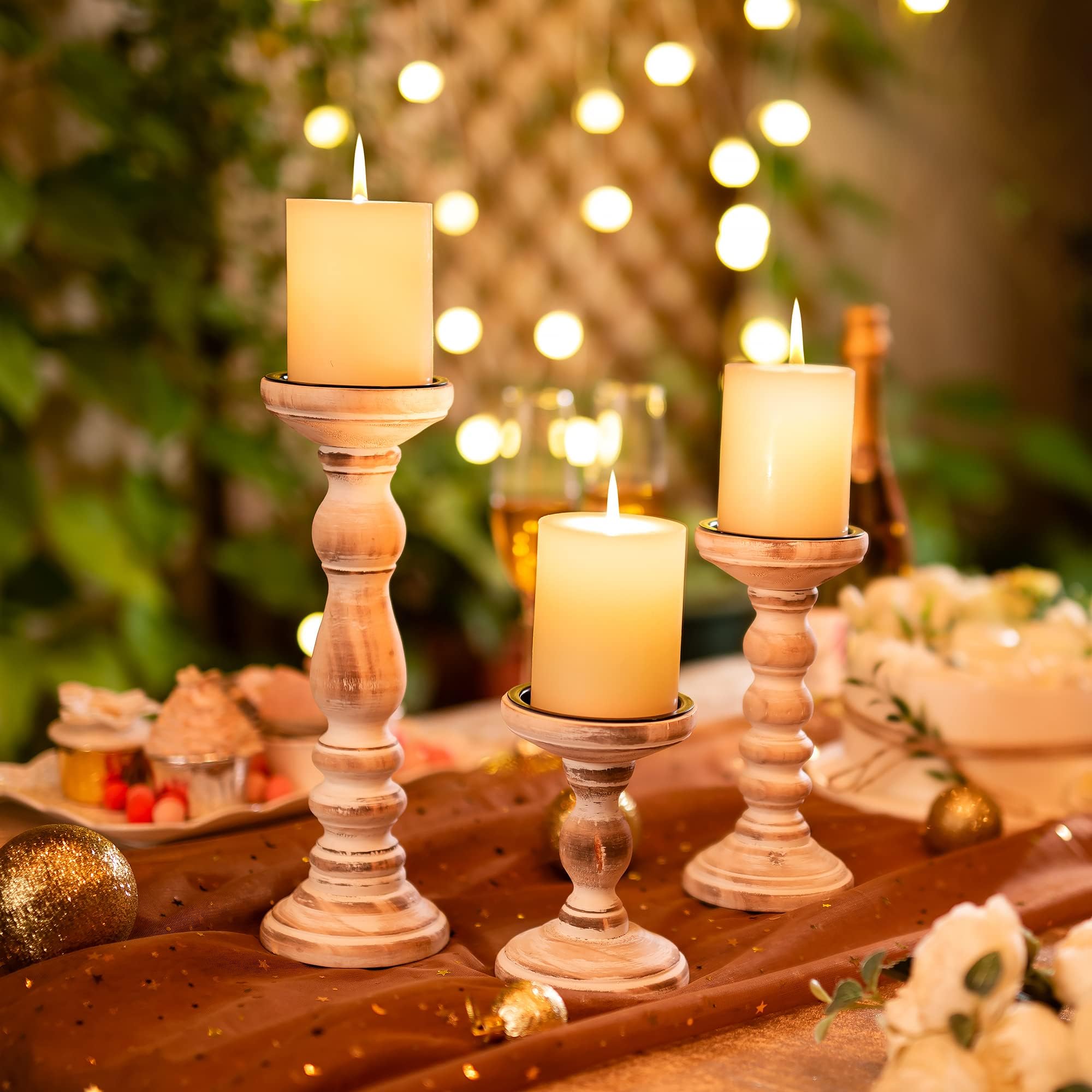 Rustique Bougeoirs en Bois Pilier - 3 Pcs Bougeoirs en Bois Bougeoir Pilier Ensemble Blanc Détresse Shabby Chic Photophores pour Centres de Table de Mariage Ferme Maison Décoration Chambre