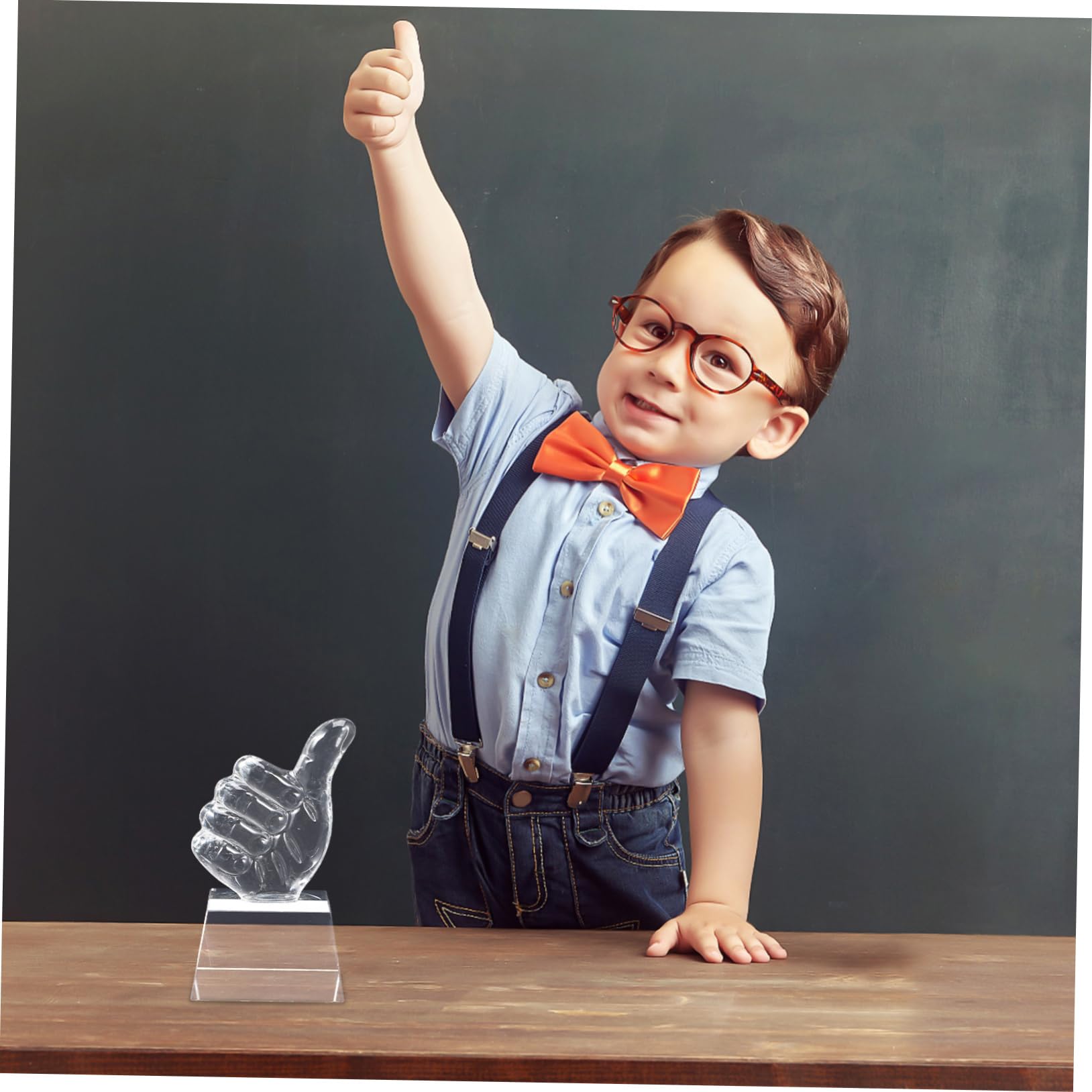 VANZACK 2 Stück Kristall Auszeichnungstrophäen mit Daumenform Kleine Pokale aus Kristall für Motivation und Sommeratmosphäre Deko für Schreibtisch und Gewinner
