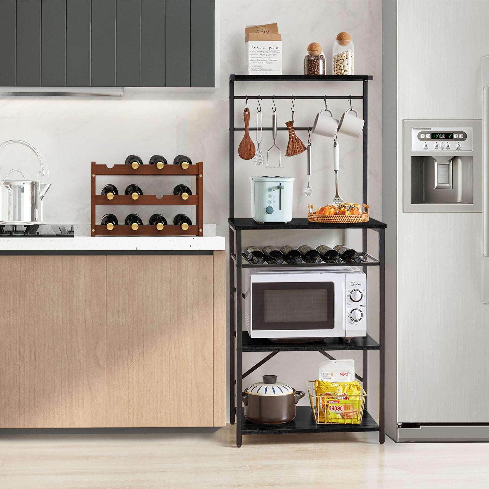 YMYNY Étagère de Cuisine, Meuble de Rangement à 4 Niveaux, Support de Micro-Ondes avec Crochets en S,Etagères de Stockage, Cadre en Métal, Style Industriel, 59 x 40 x 143 CM, Noir HBR001B
