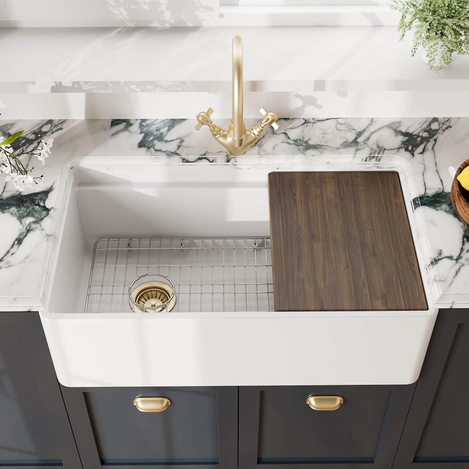 Nuie White Kitchen Sink 33 inch Single Bowl Apron Front Farmhouse Sink with Ledge, Grid and Cutting Board, Fireclay Ceramic Kitchen Sinks, Farmhouse Sinks for Kitchens - 33x19x10" (White)