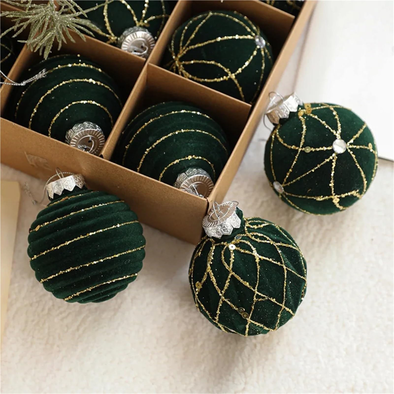 Bolas de Navidad Decoracion Juego de 9 Bolas navideñas flocadas de 8 cm for Colgar en el árbol, decoración de escenas DIY(8CM Green)