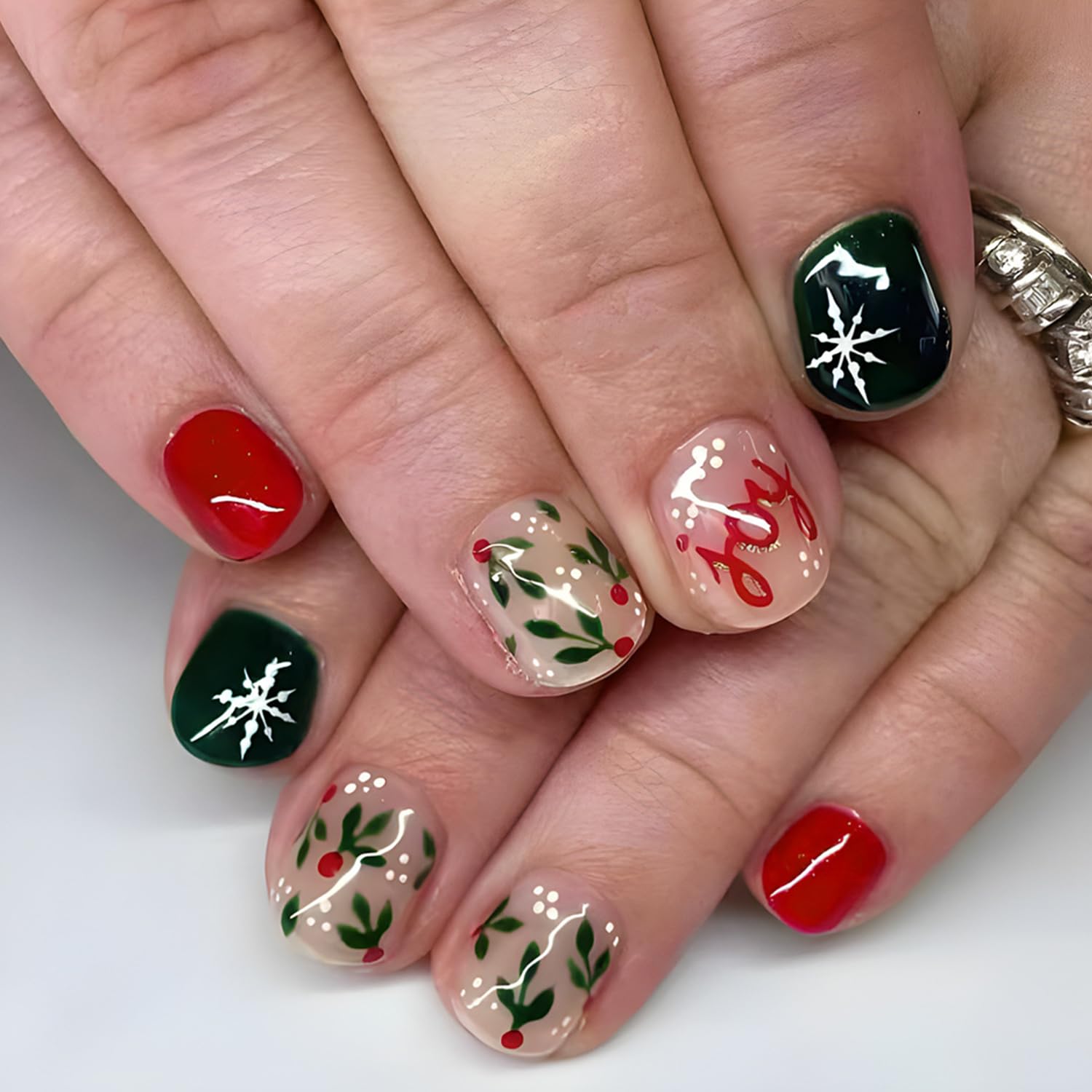 24Pcs Christmas Holly Press on Nails Short Square Xmas Fake Nails with Holly Snowflake Designs Christmas Nails Press ons False Nail Glossy Red Dark