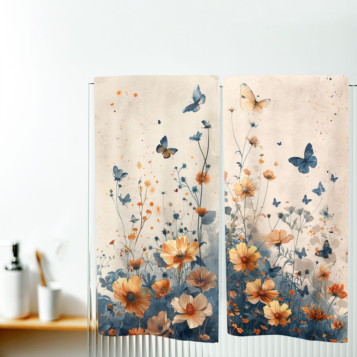 Flowers Hand Towels Set of 2 - Absorbent Vintage Wildflowers Butterfly Bathroom Kitchen Face Towels for Gym Hotel Sport Decor - Gifts for Women Men 14"x28" - Image 5