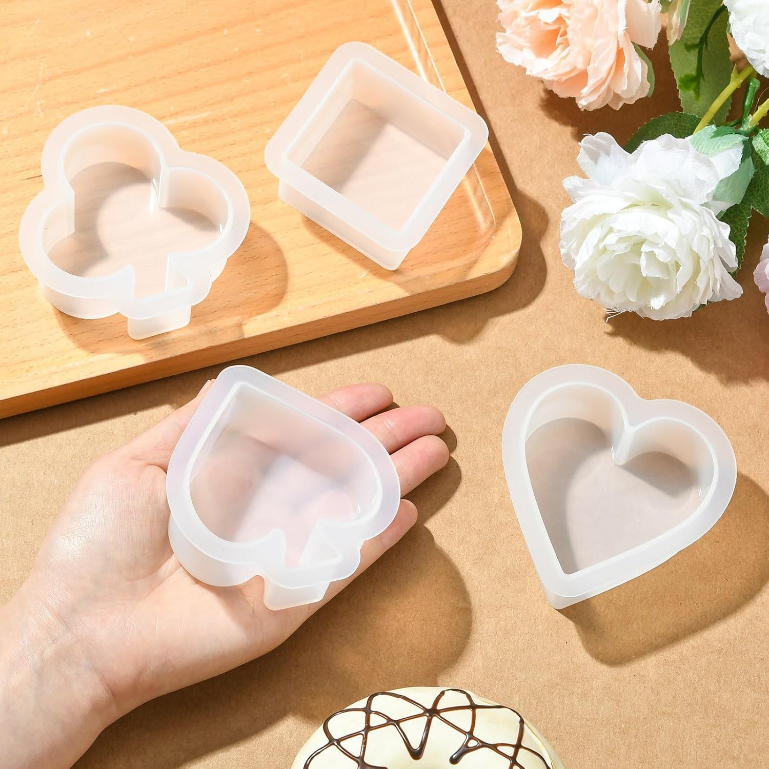 Airssory 4 pcs 4 Styles Poker Card Game Silicone Candle Molds Heart Spade Rhombus Clubs Moulds for DIY Party Epoxy Resin Casting Wax Plaster Craft Making Decor