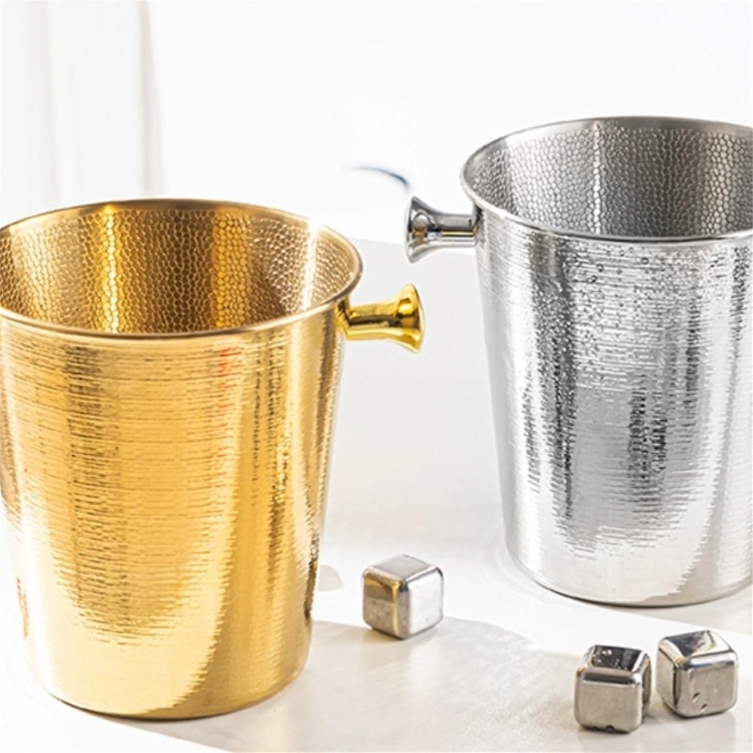 Ice Bucket Creative Hammer Pattern Stainless Steel Ice Bucket With Handle Home Party Decoration Drinks and Wine Cooler(Silver,Large)