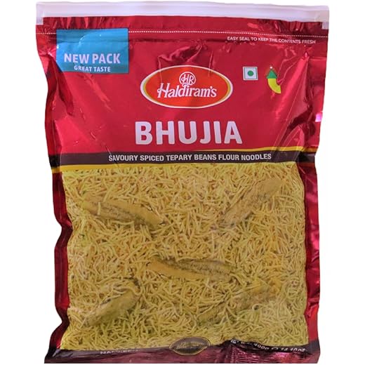 Haldiram's Delhi Bhujia Masala Crispy Crunchy Traditional Namkeen Mildly Spiced Flavorful Made with All Natural Ingredients 400g