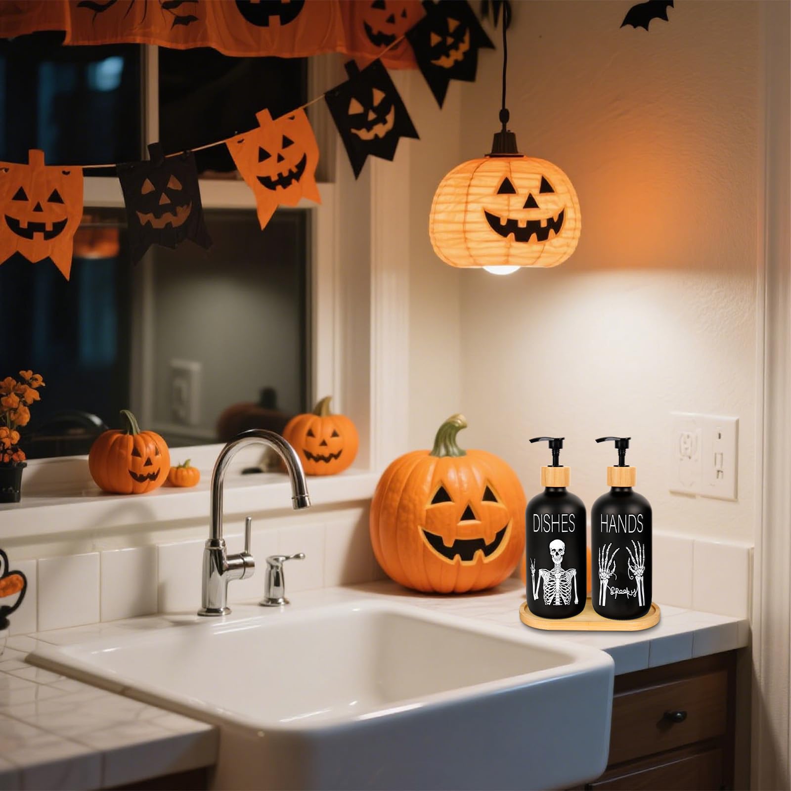 Whaline Halloween-Seifenspender, schwarz, gruseliges Skelett, Handseifenspender mit Pumpe, nachfüllbarer Flüssigkeitsbehälter für Süßes oder Leckereien, Heimdekoration, 2 Stück