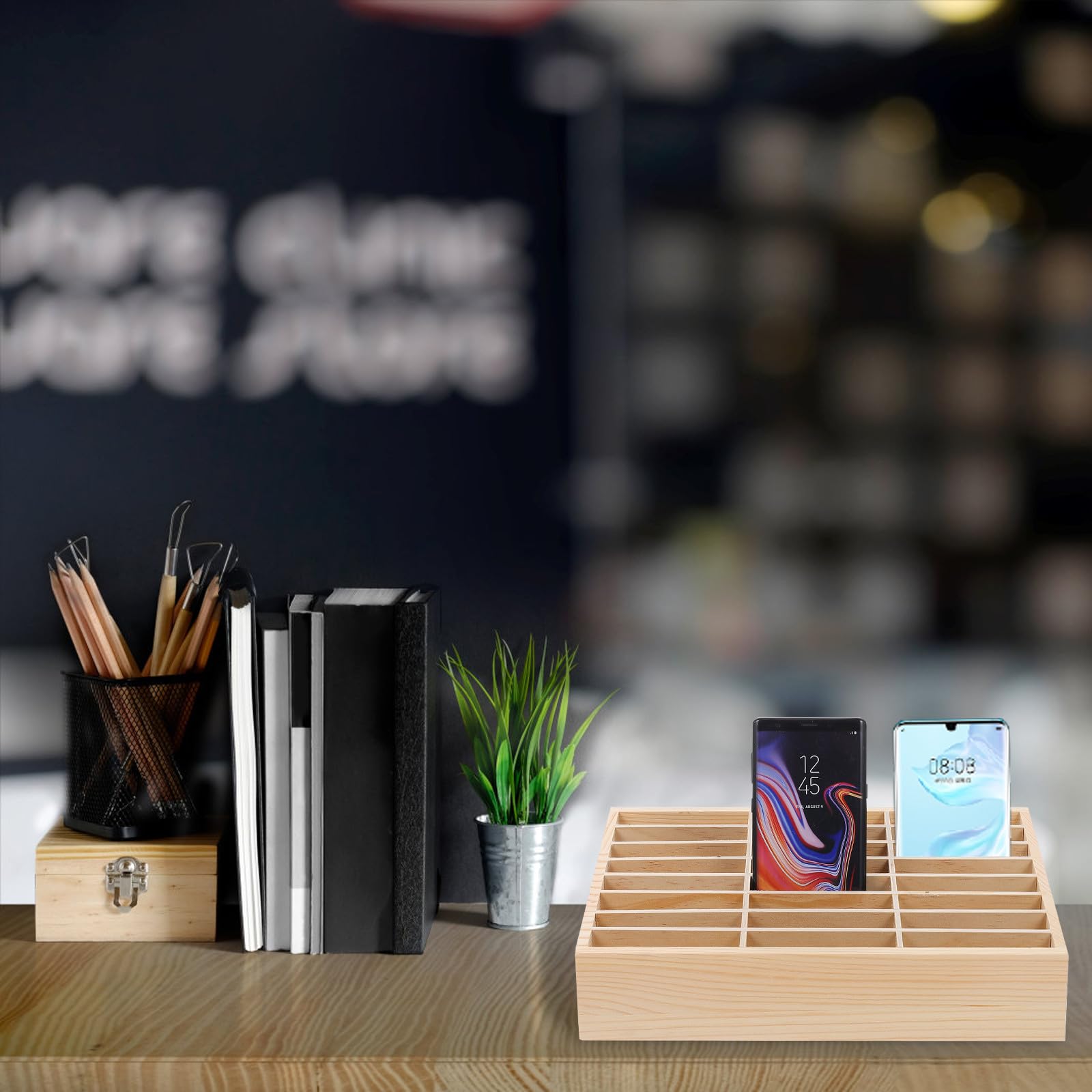 POPETPOP Scatola Porta Cellulare in Legno Multi-grid Organizer per Telefono da Scrivania Tocco Confortevole e Design Semplice per Laboratori e Sale Riunioni