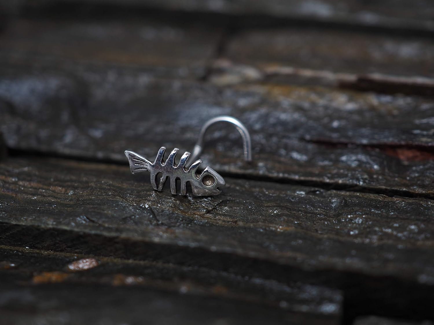 Mini Fishbone Sterling Silver Nose Stud/Nose Screw, Jewelry Nose Stud, Body Piercing Jewelry, Nose Piercing, Body Jewelry, Animal Stud