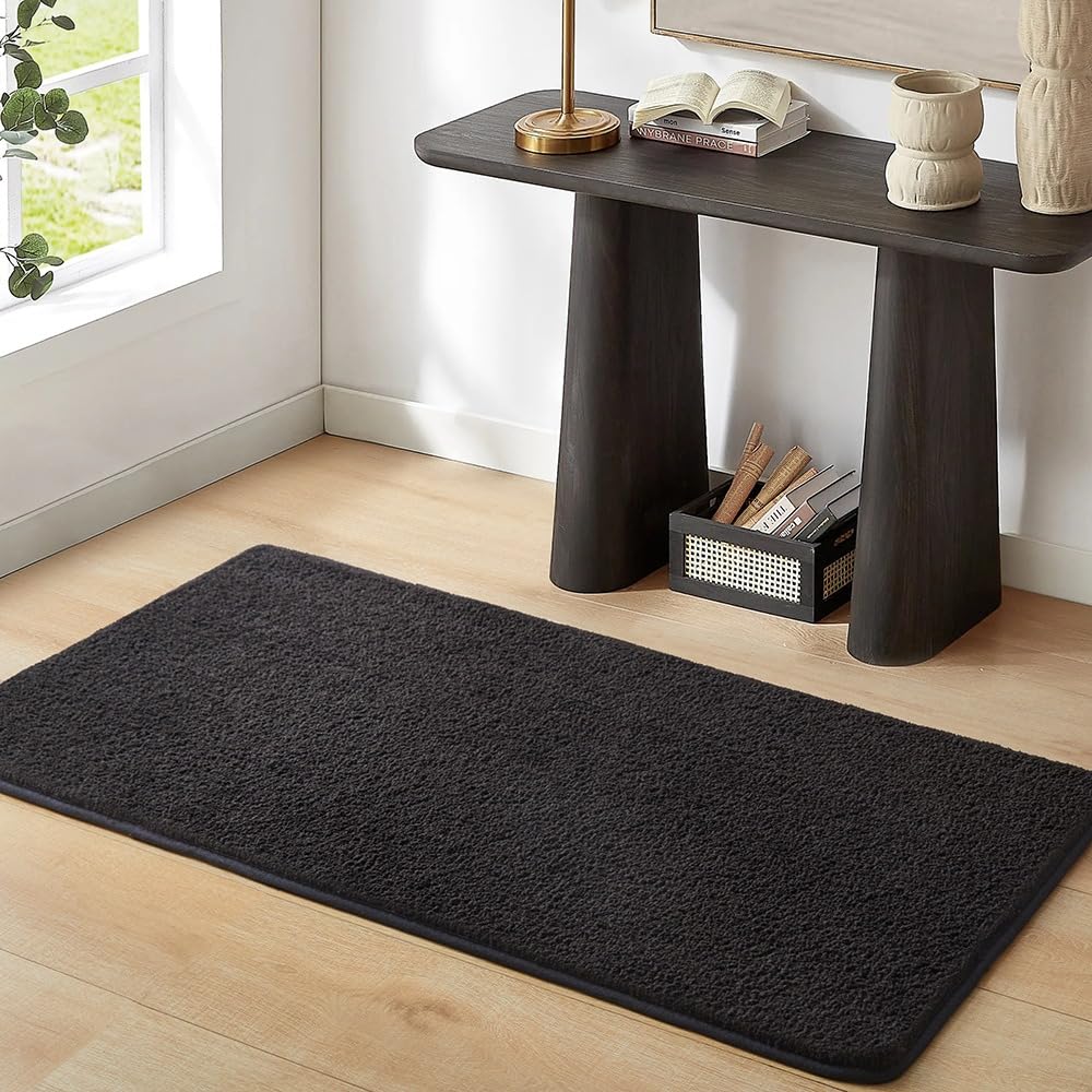 Aspire Homeware Small Rugs for Bedroom 100% Polyester Area Rugs Living Room Bedroom Fluffy 600 GSM Anti Slip 1cm Thick Low Pile Entryway Runner Carpet Non-Shedding Rug for Kids Room Black, 80x150 cm