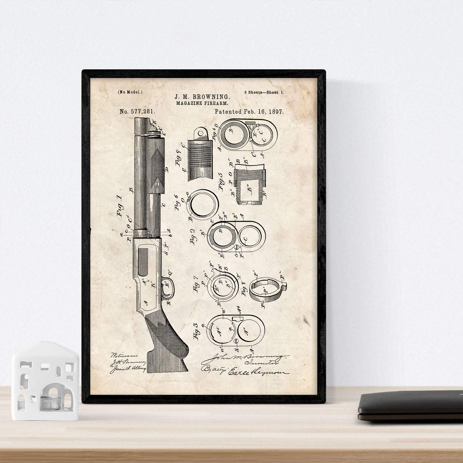 Poster Nacnic patent scheermes. Blad met oud designoctrooi op A3-formaat en vintage achtergrond
