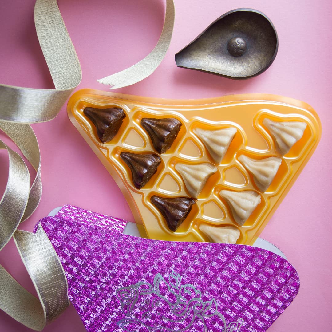 MEETHI KAHANI Plain Modak | Box of 21 Modak's | 100% plant based plant powered no transfats no hydrogenated fats no palm oil made fresh on order | Tasty sweets