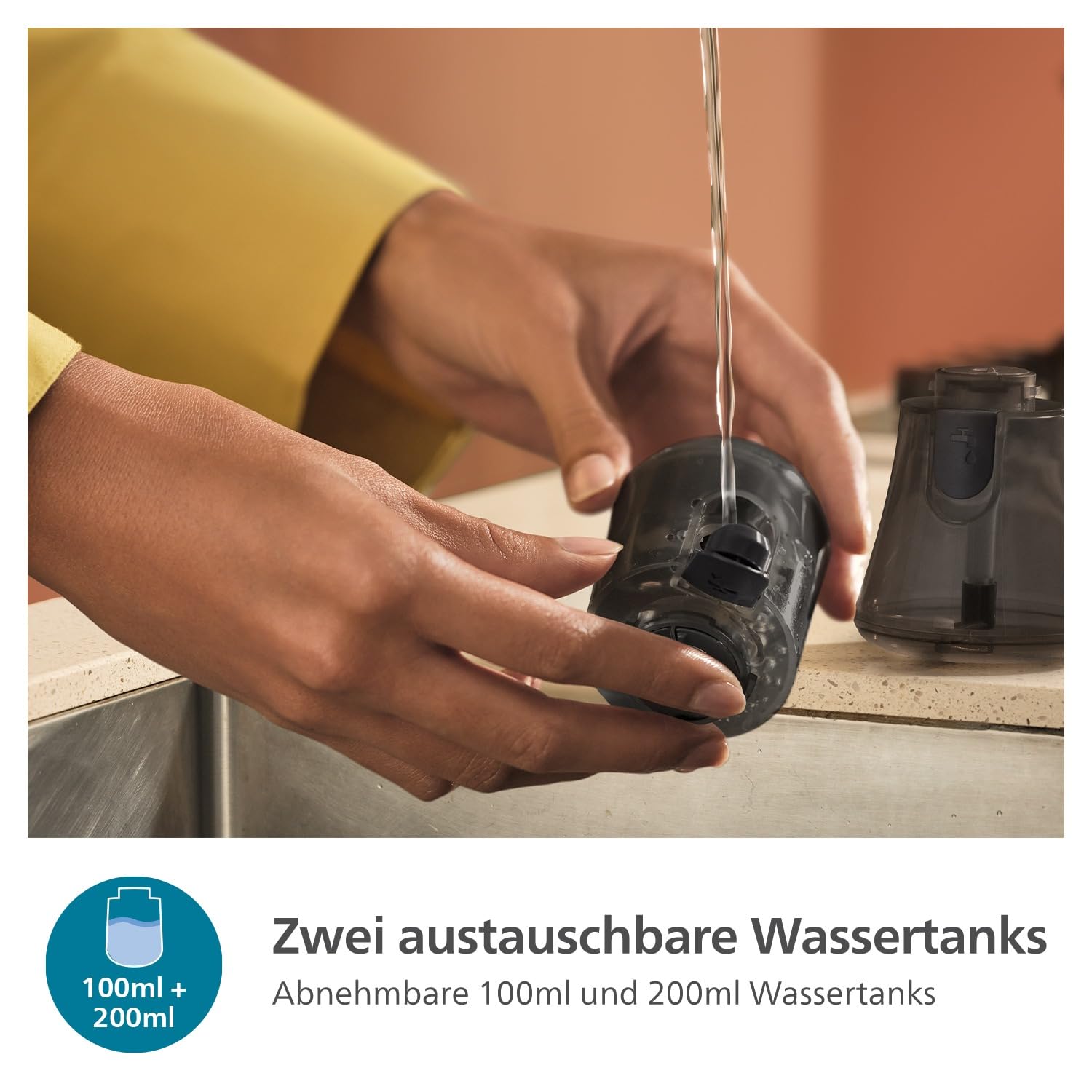 Philips Steamer 7000 Series - 1500W, 28 g/min Dampfleistung, zugespitzte Heizplatte aus Metall, 2 abnehmbare Wassertanks, inkl. Handschuh/StyleMat, Schwarz (STH7060/80)