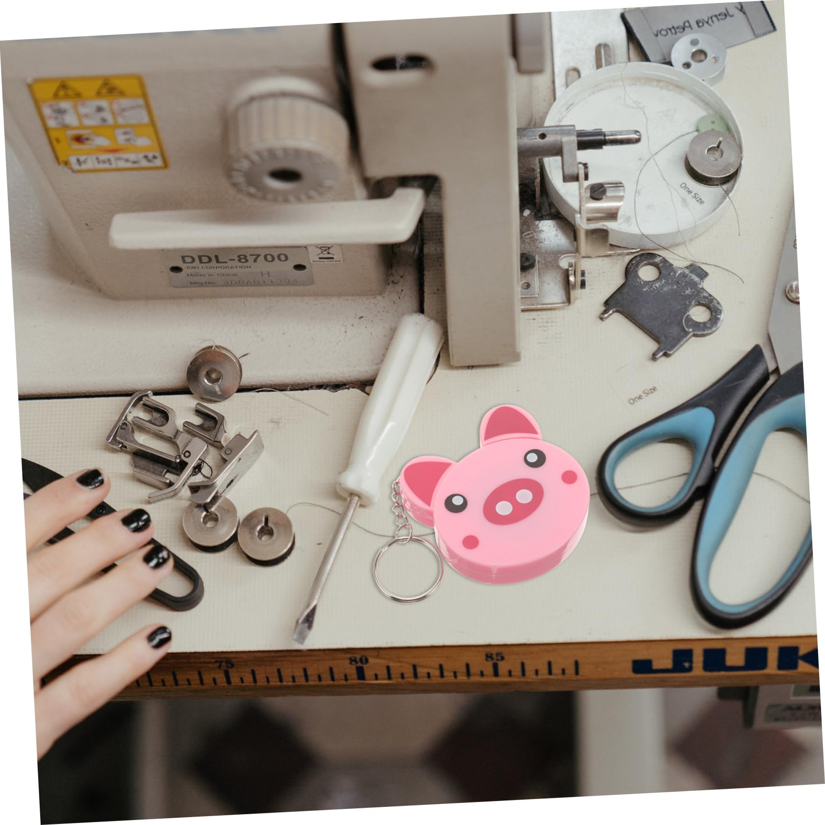Hemobllo 5 Ensembles Mini Mètre Ruban Animaux Mains Stickers Tube À Essai De Support Offre Tubes De Laboratoire Épreuvage Signe Stickers Bande Mignonne Rétractable Badge Abdos 4 Pièces * 5