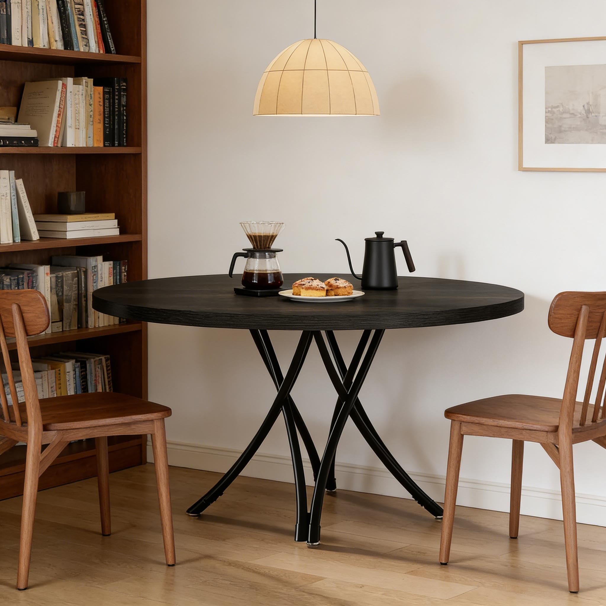 Table à manger ronde 120 cm - Table de cuisine noire avec pieds en croix - Table de salle à manger ronde peu encombrante pour 4 à 6 personnes - Polyvalente comme table de conférence ou table