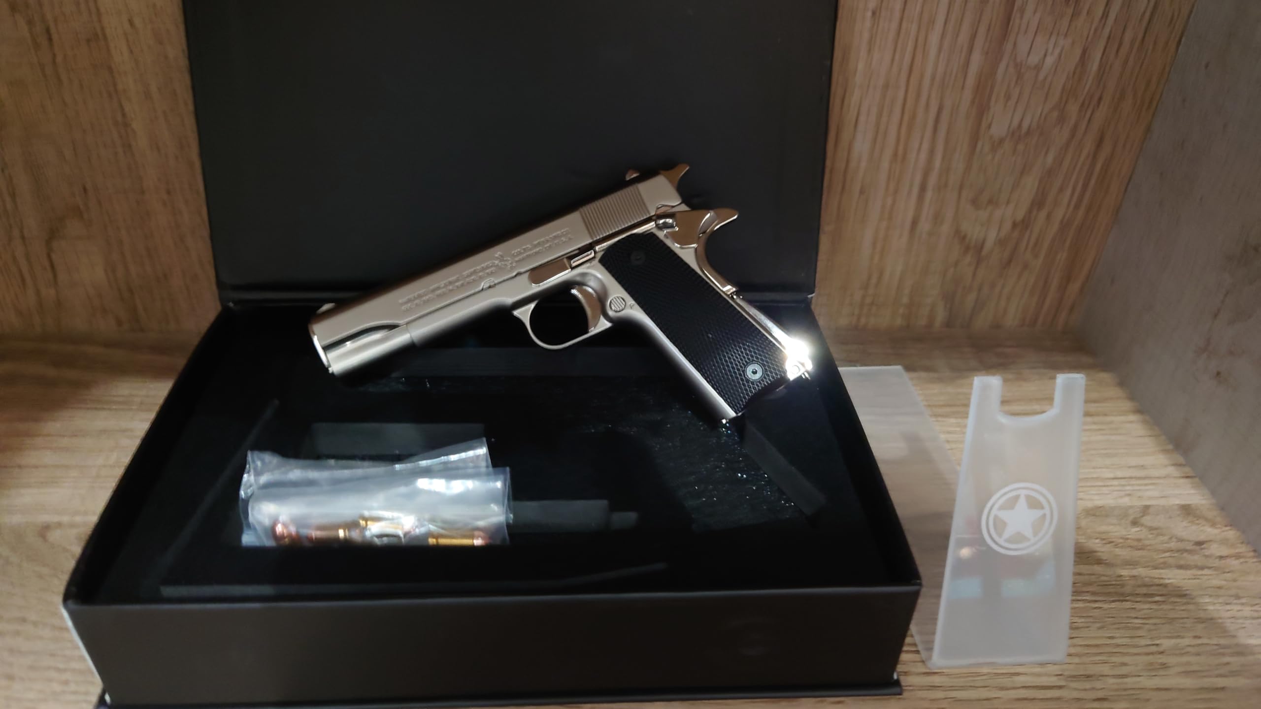 M1911 シルバー モデルガン マガジン付き M1911 シルバー モデルガン