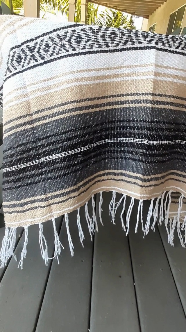 Amazon.com: Open Road Goods Tan/Beige Mexican Blanket - Authentic