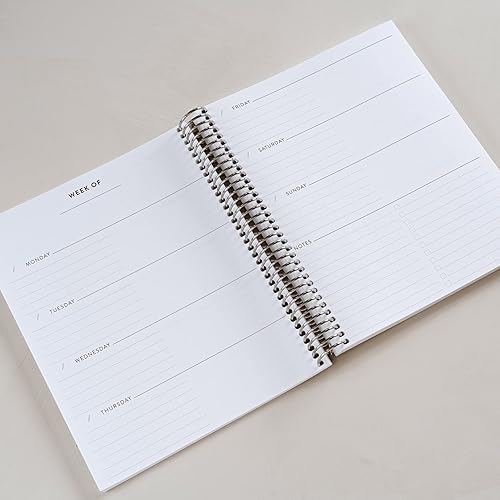 Miniatura 3 de Planificador semanal sin fecha de 7 x 9 pulgadas, encuadernado en espiral platino, enfocado en 12 meses. Cubierta de cuero vegano de cuarzo. 160