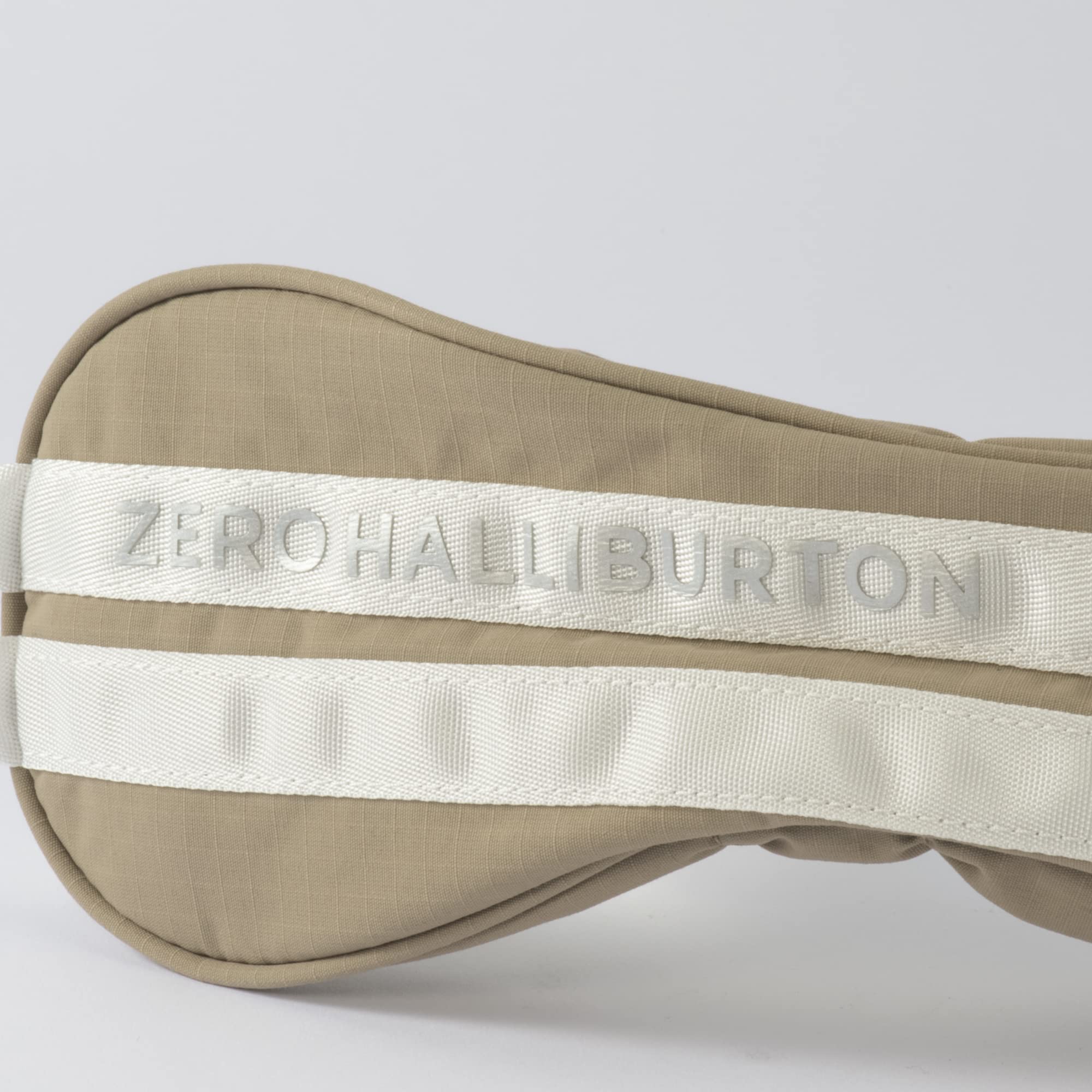 Amazon.co.jp: ゼロハリバートン ZERO HALLIBURTON ヘッドカバー Amazon.co.jp: ゼロハリバートン ZERO HALLIBURTON ヘッドカバー