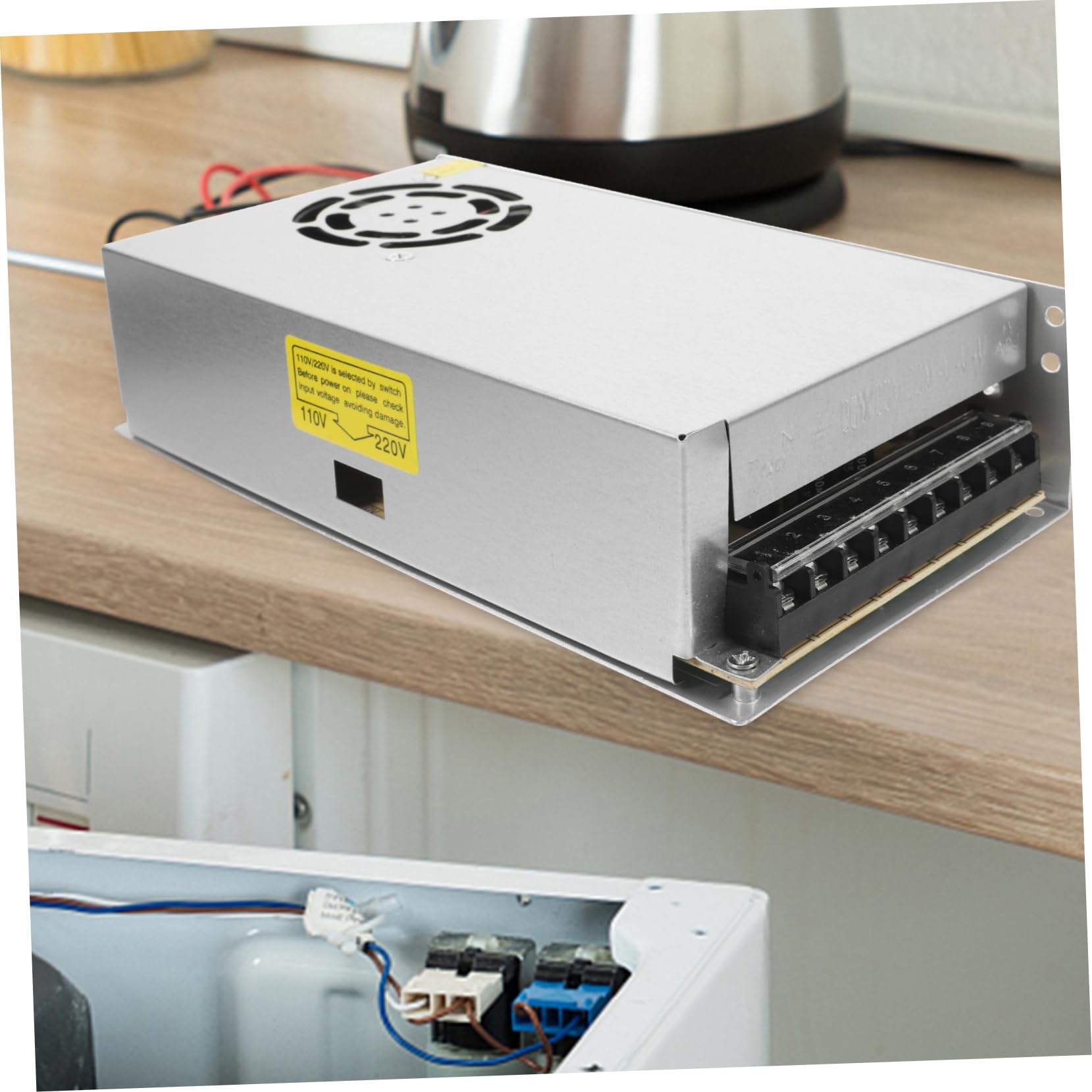 Alimentatore Switching 24v 10a 250w in Ferro Argento
