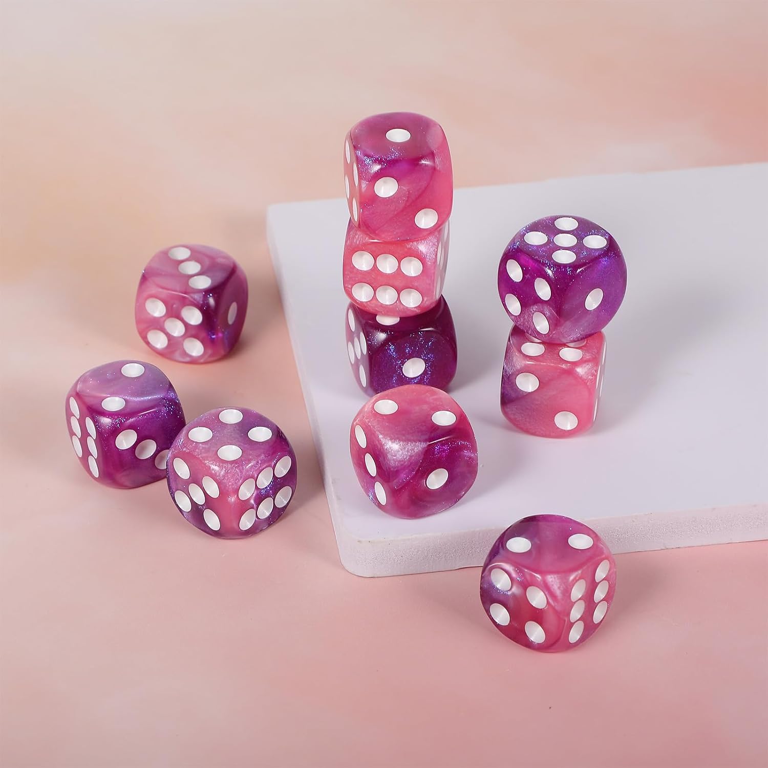 10PCS Polyhedral Dice 16mm Acrylic Dice Multicolored 6 Sided Colored Pink Blue Dices for Table Games Classroom Teaching Math Learning Standard Parties Entertainment