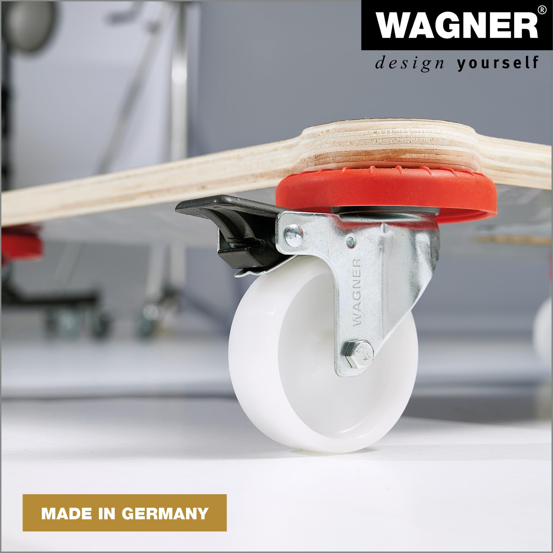 WAGNER Transportroller Transporthilfe I Schichtholz mit Grip 71 x 44 x 12,5 cm, Tragkraft 200 kg I Umzugsrollbrett für Möbel I Möbelroller für Umzüge mit Umgebung Schutzprotektoren I FSC® I Made in DE