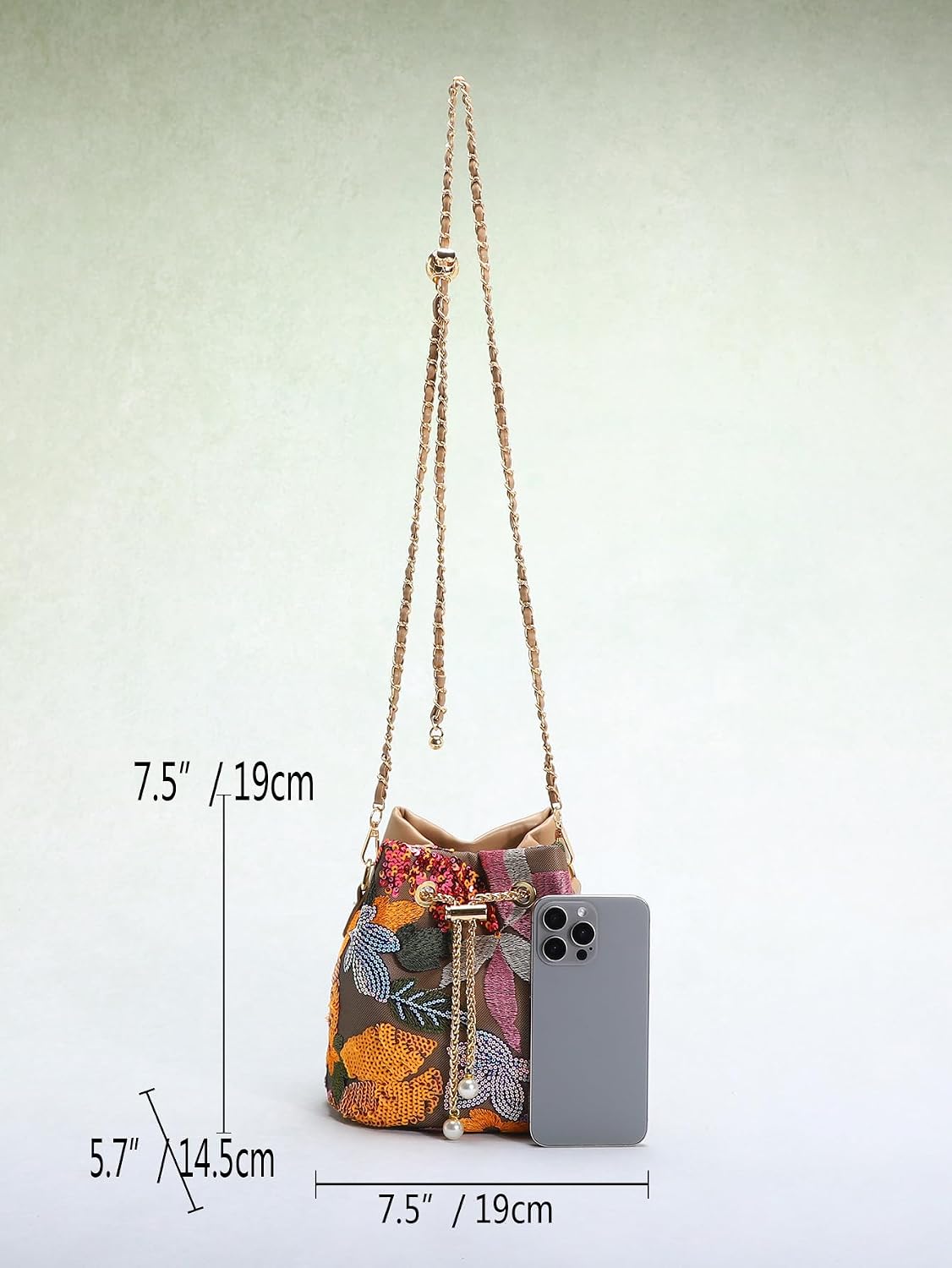 New Chinese style bucket bag Women's new heavy craft mesh embroidery flower sequin chain crossbody bag.