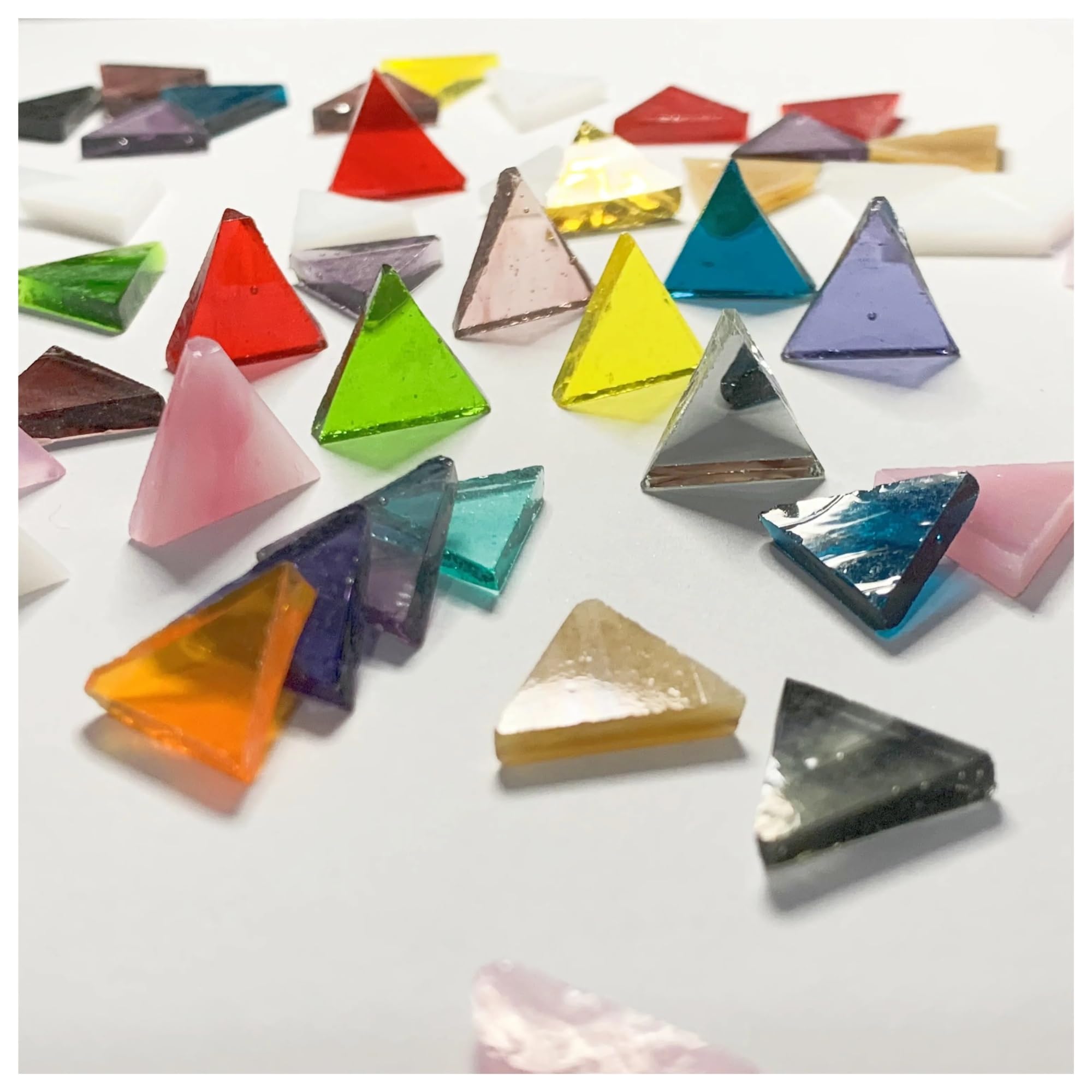 Tessere di mosaico in vetro, Mosaico triangolare in vetro fatto a mano, piastrelle fai da te, multicolore, 1,4 cm, confezione 50(Color2)