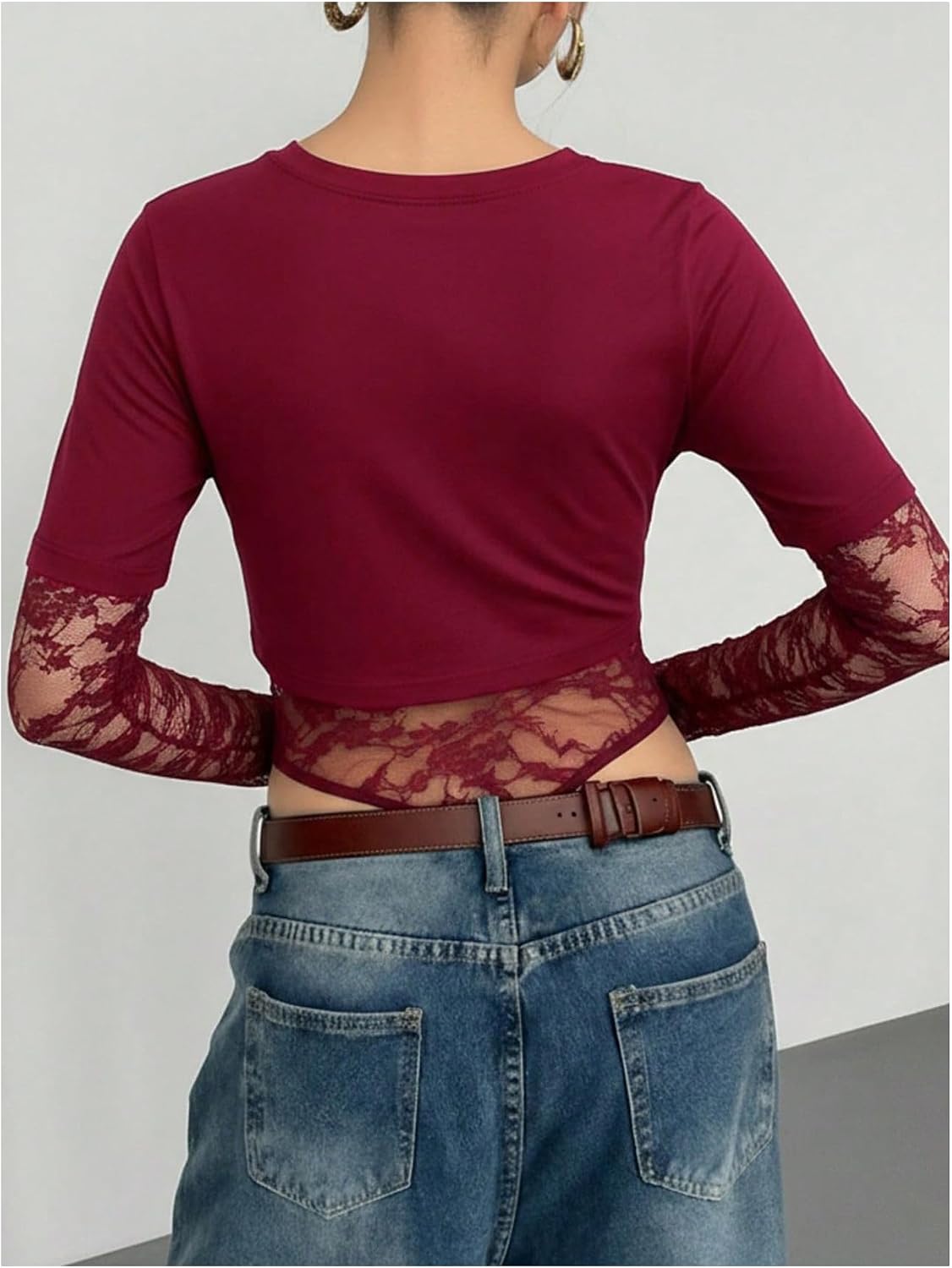 WDIRARA Women's Lace Bodysuit Patchwork Long Sleeve 2 in 1 Top Body Suit