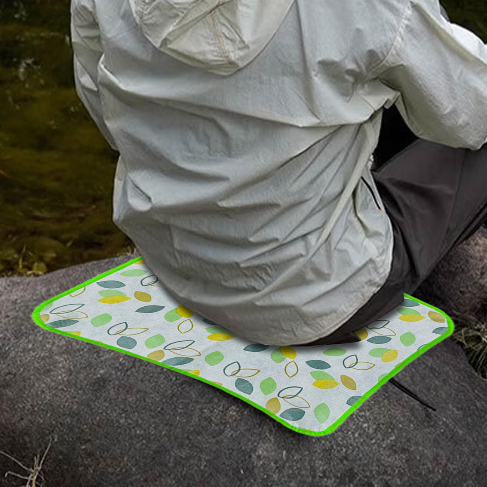 Sitzen im Freien: Wasserdichtes Reise-Sitzkissen, faltbar, leicht, für den Außenbereich, tragbar, für Stadion, Park, Picknick, Camping, As