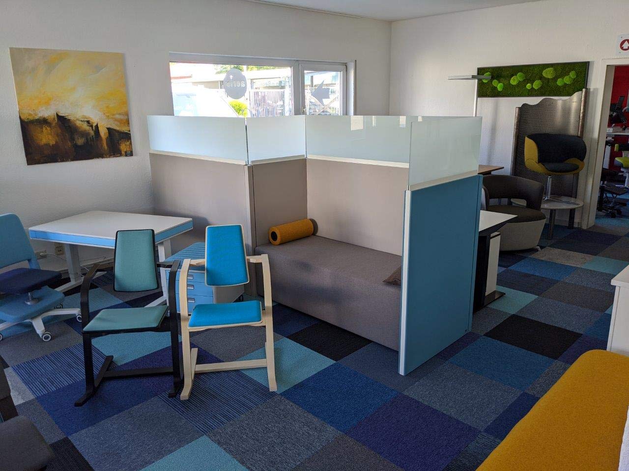 Teppichfliesen Shades of. by Interface | Selbstliegend Teppich | Teppichboden | 50x50 cm | Pro Karton 16 Stück = 4m2 (Blue)