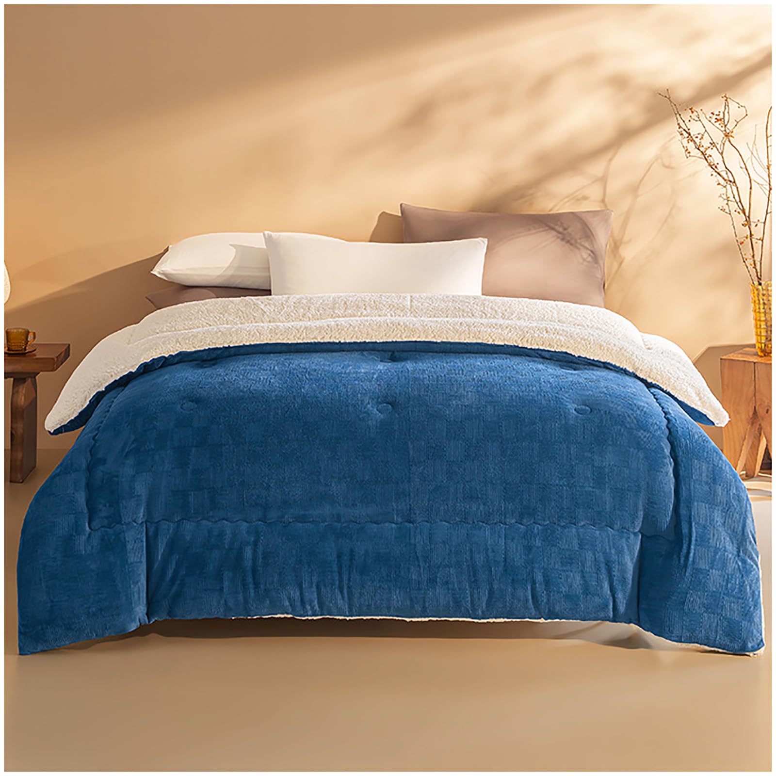 Luxueuse couette 2 personnes en duvet grand confort bleu 4kg
