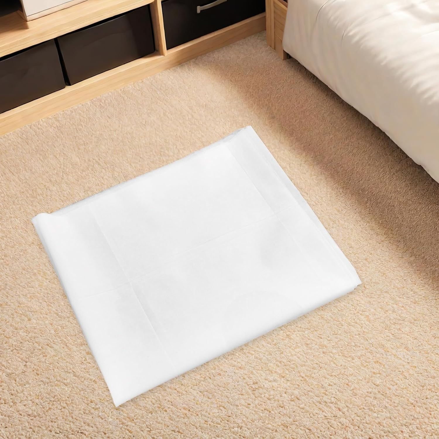 Didiseaon 40pcs Disposable Massage Table Sheets 74.67x31.44 Inch Cover Breathable And Oil Proof Sheets for Travel Beauty Salon Esthetician Use