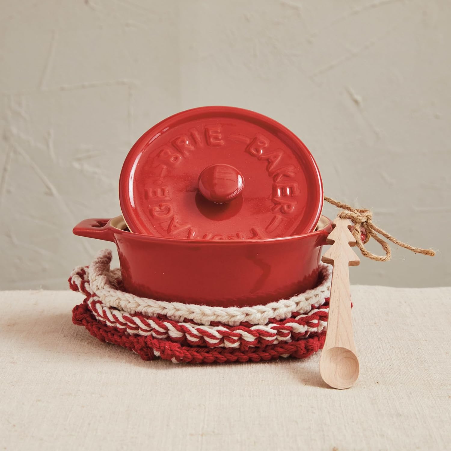Creative Co-Op Stoneware Brie Baker with Wood Tree Shaped Spoon and Reactive Glaze, Red